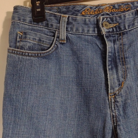 Eddie Bauer Natural Straight Leg Jeans - 4S - Picture 3 of 11